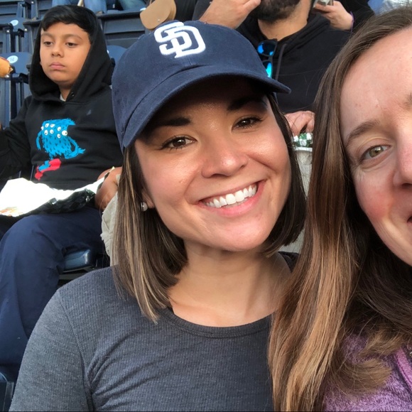 Meet your Posher, Alisa - Picture 2 of 2